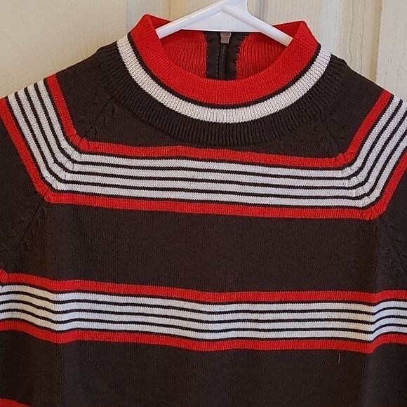 Chic Striped Black and Red Women's Turtleneck Sweater - Picture 2 of 6